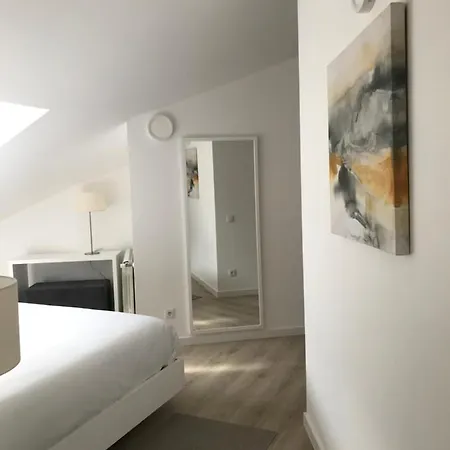 Appartement Lisbon10 *